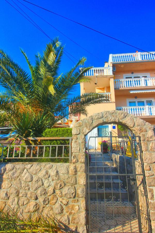 Apartment Martina Crikvenica Exterior foto